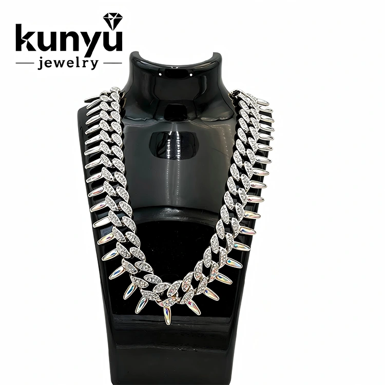 Streetwear Cuban Link Chain